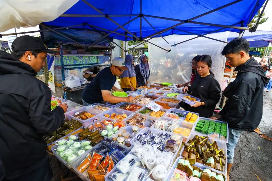 Makanan Khas Legendaris Indonesia yang Tak Lekang oleh Waktu